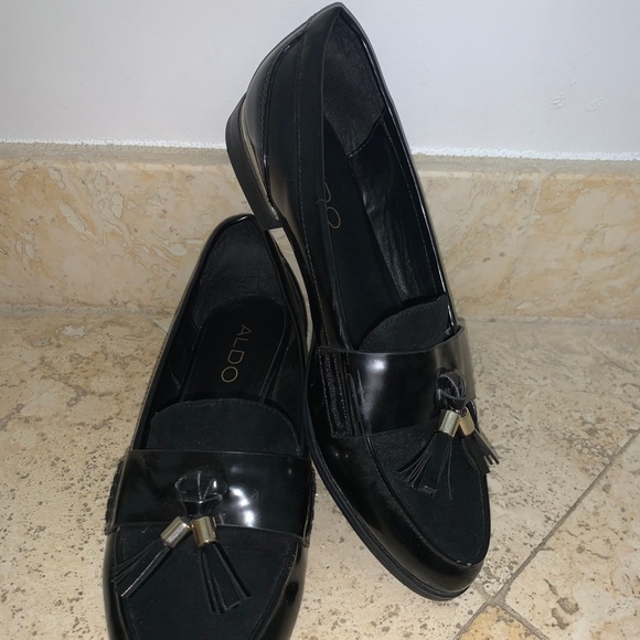 Aldo Flats - Picture 2 of 4